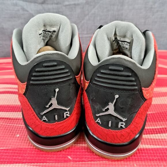 %Size 10.5 Nike Air Jordan III (3) DoernBecher DB Sneakers 2013 Men A 23 main image 10